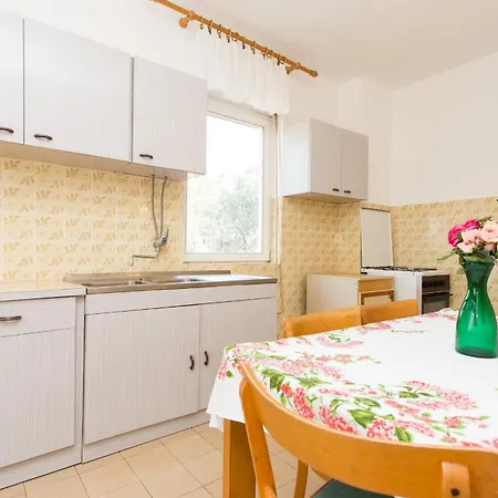 Andrija Apartment *